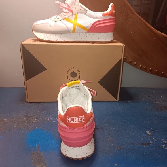 Munich sneakers - Picture 4 of 5